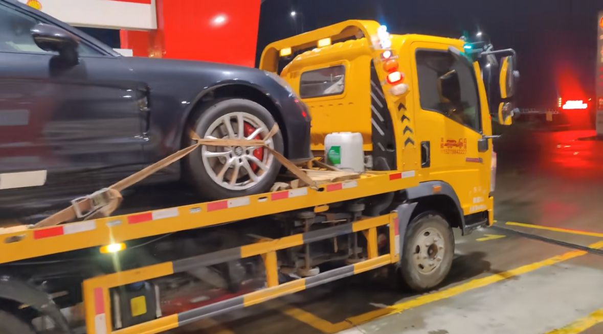 黄岩区行车途中遇到突发状况该如何呼叫道路救援？